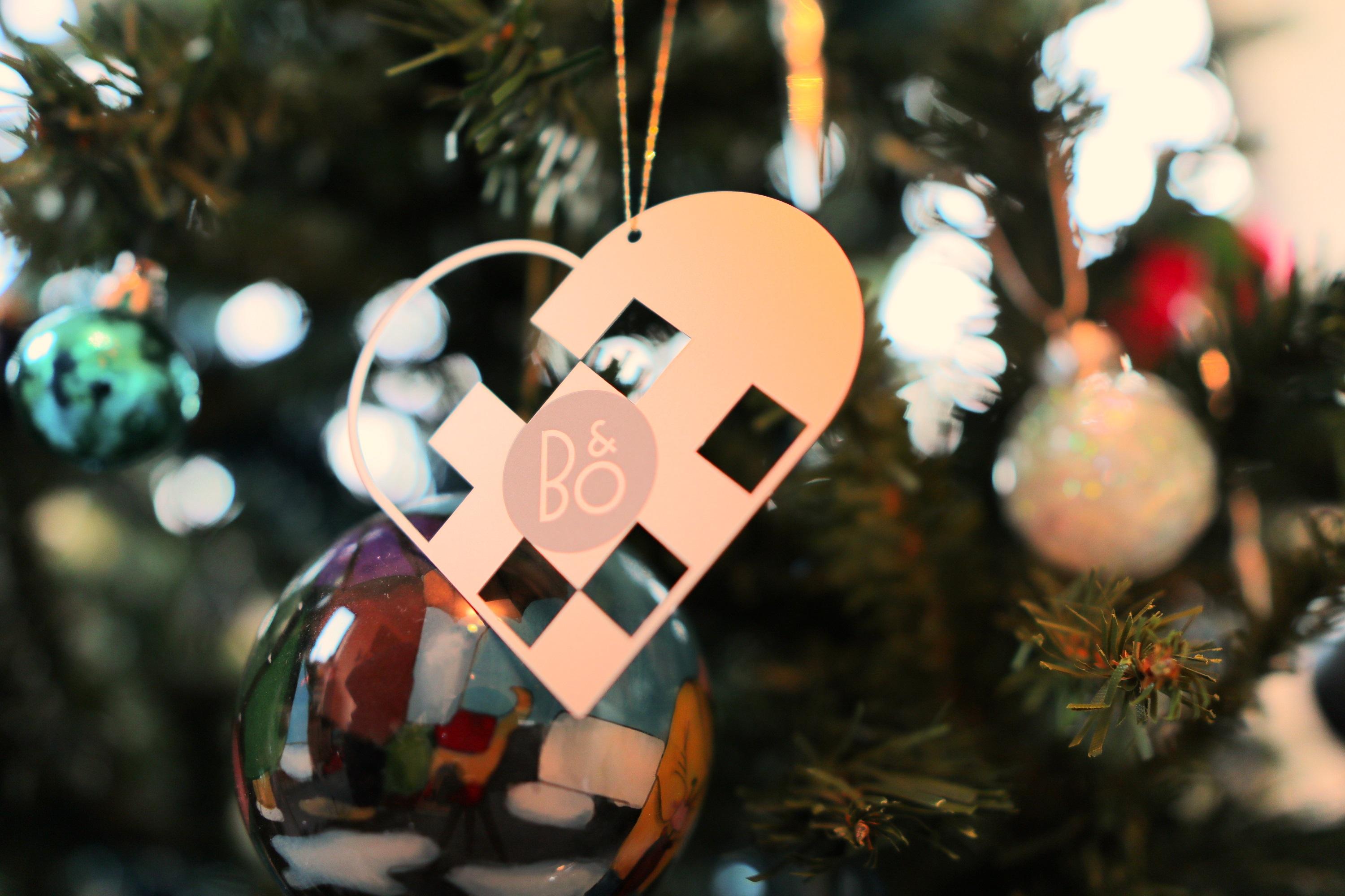 Advent 12 B&O heart